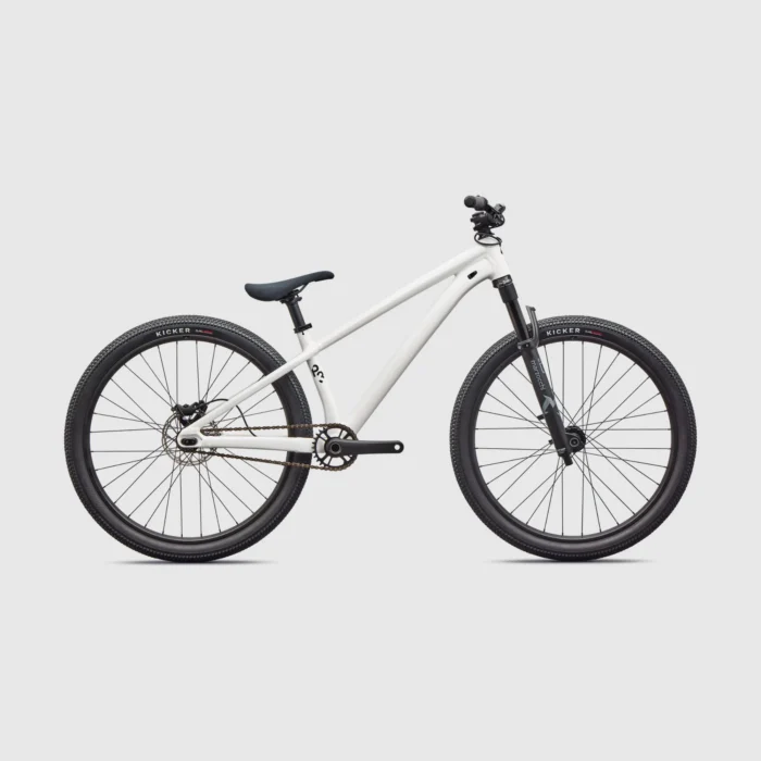 p.3 satin metallic white silver / metallic obsidian, 26"